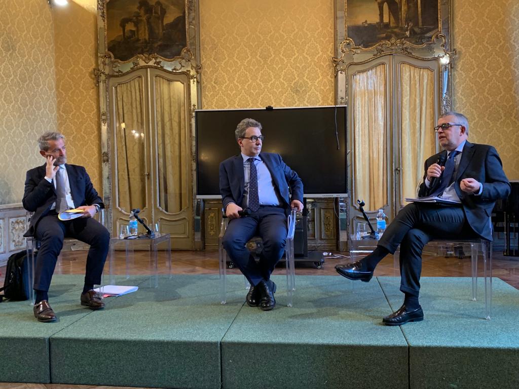 L'incontro del 2022 tra gli ordini dei giornalisti, degli avvocati e il procuratore capo di Torino Francesco Saluzzo