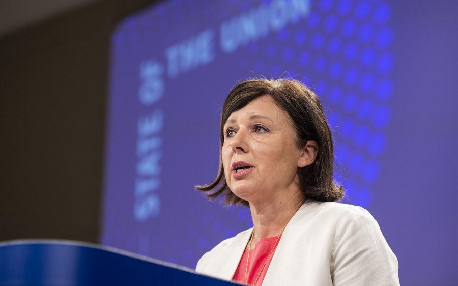 La vice presidente della Commissione europea, Vera Jourova (Foto: ImagoEconomica)