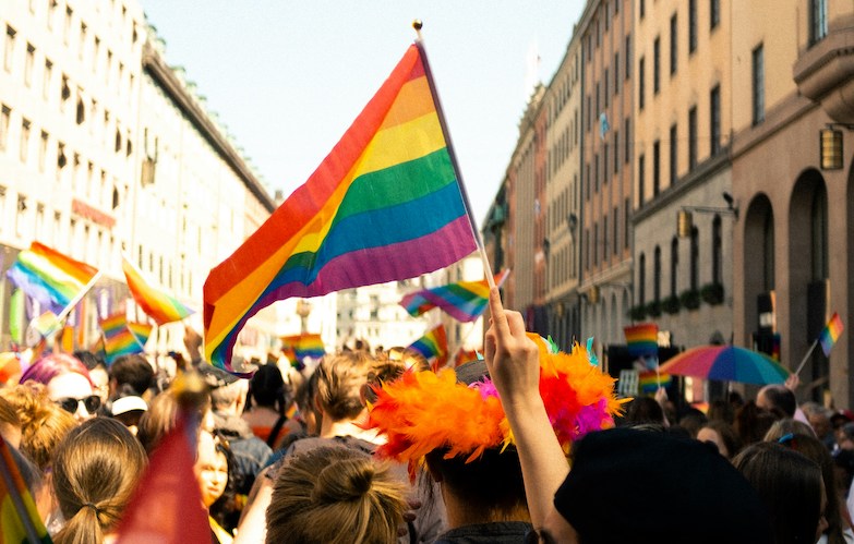 william-fonteneau-unsplash-carta arcobaleno pride